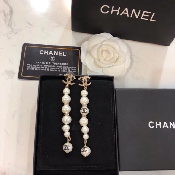 Chanel earrings - Picture 5 of 8